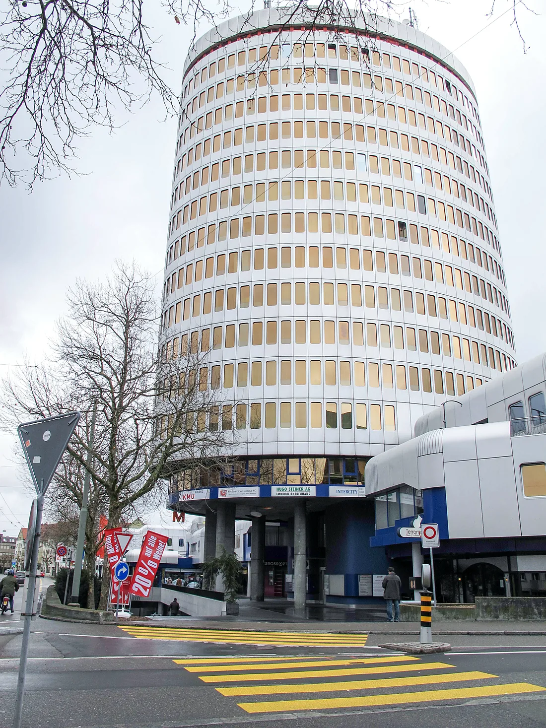 Der Silberturm im Grossacker Zentrum St. Gallen
